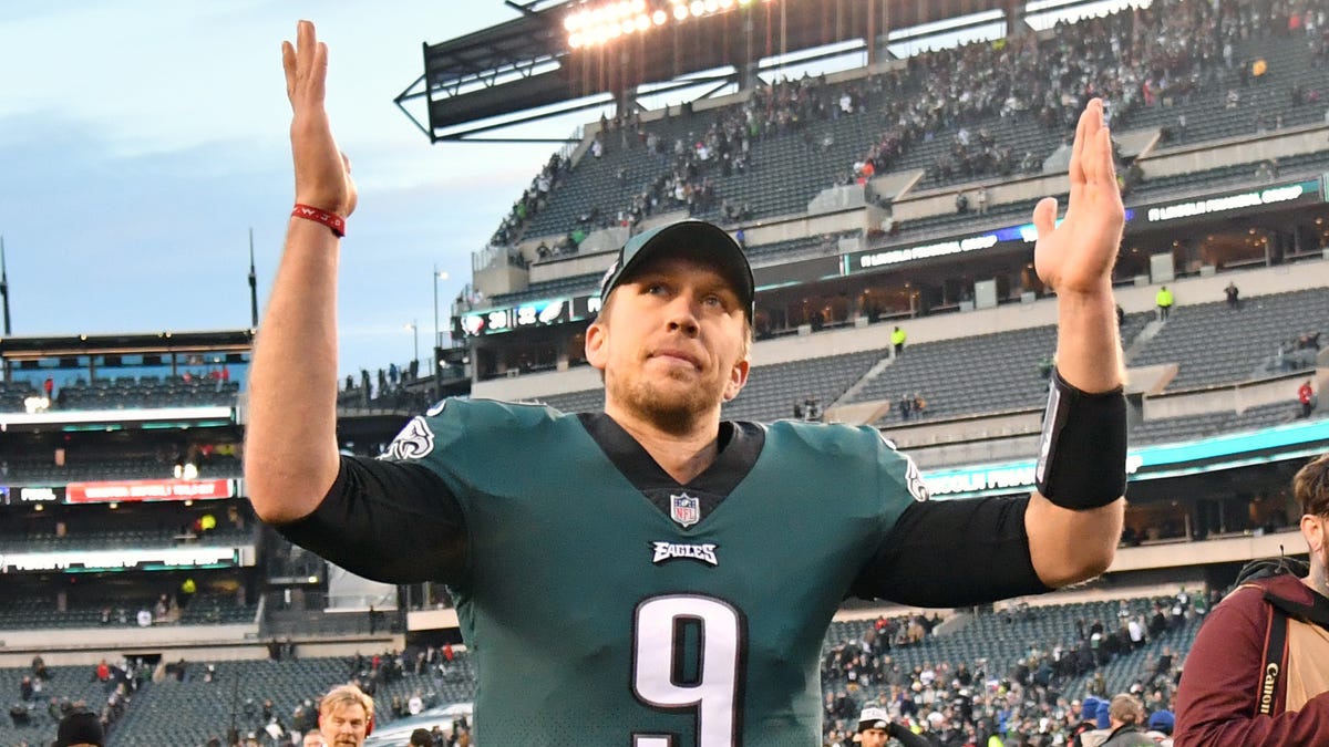 The Jaguars reportedly will sign quarterback Nick Foles to a four-year, $88 million deal, including $50.2 million in guarantees, when free agency officially opens.