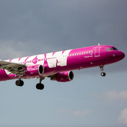 Running routes to the Caribbean, a WOW Air Airbus...