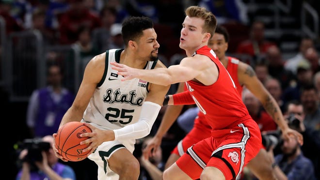 I M Getting Old Msu Basketball Coach Tom Izzo Wins 600th Game