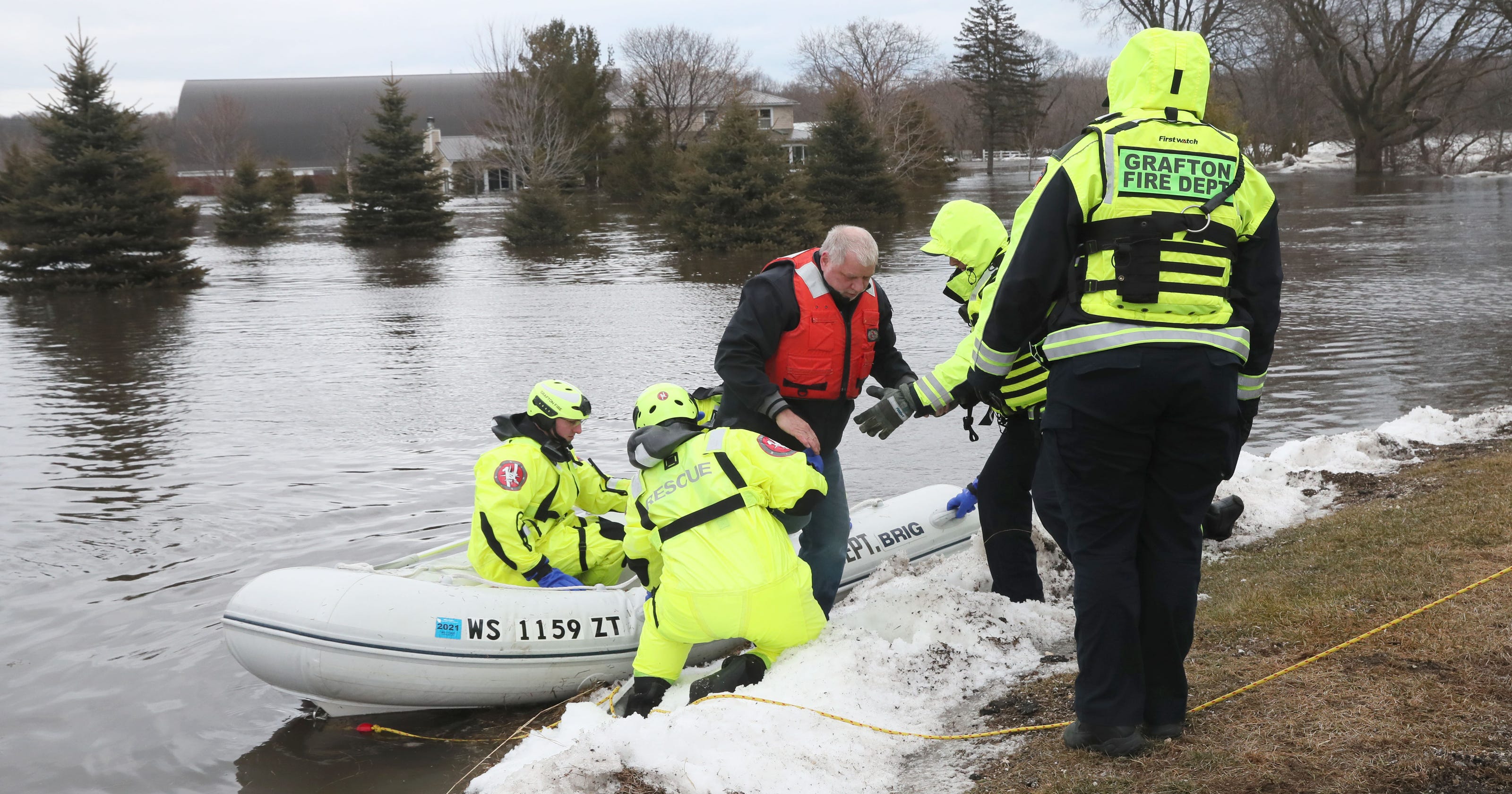 Wisconsin weather Flooding continues as snow melt flows into rivers