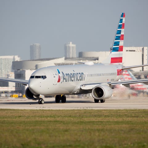 An American Airlines Boeing 737-800 taxis to runwa