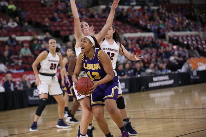 LSUA's E’Layzha Bates (13) goes up for two in Friday’s game vs. Lewis-Clark State.