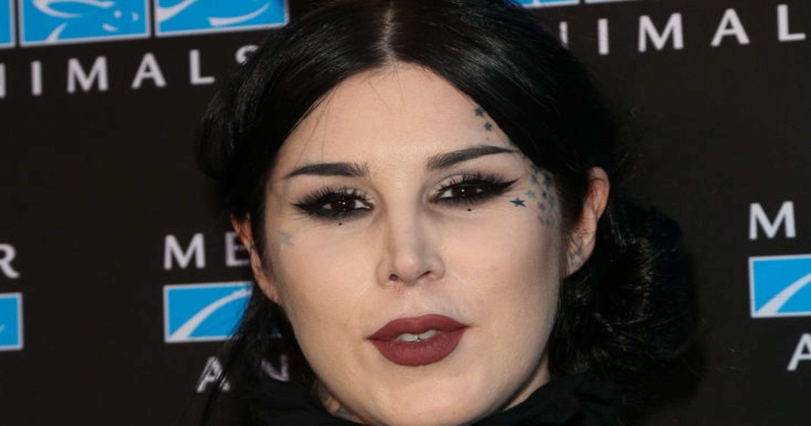 Kat Von D Says She S Not A Neo Nazi And Not An Anti Vaxxer