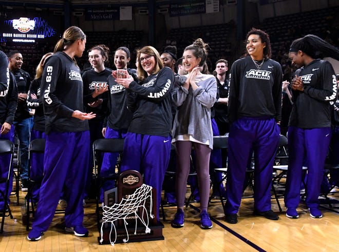 March Madness Acu S Campus Reacts To Team S First Ncaa Tournament Bid