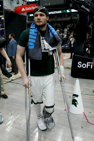 Michigan State Basketball Tough As Nails Just Like Kyle Ahrens