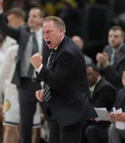Michigan State coach Tom Izzo encourages his players in the second half of the Big Ten win against Michigan on Sunday, March 17, 2019, in Chicago.