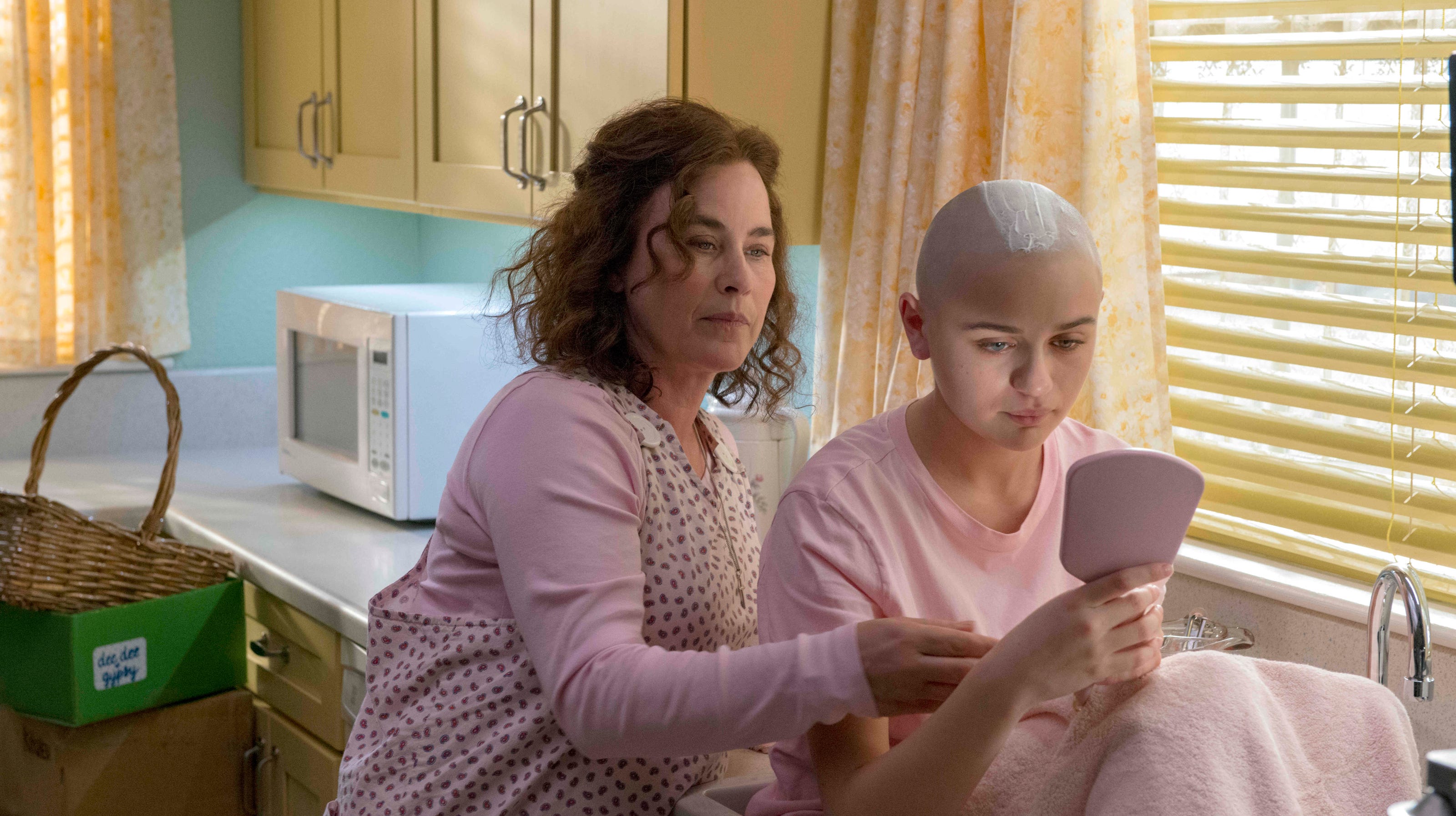 'The Act' on Hulu depicts Dee Dee, Gypsy Blanchard true crime story