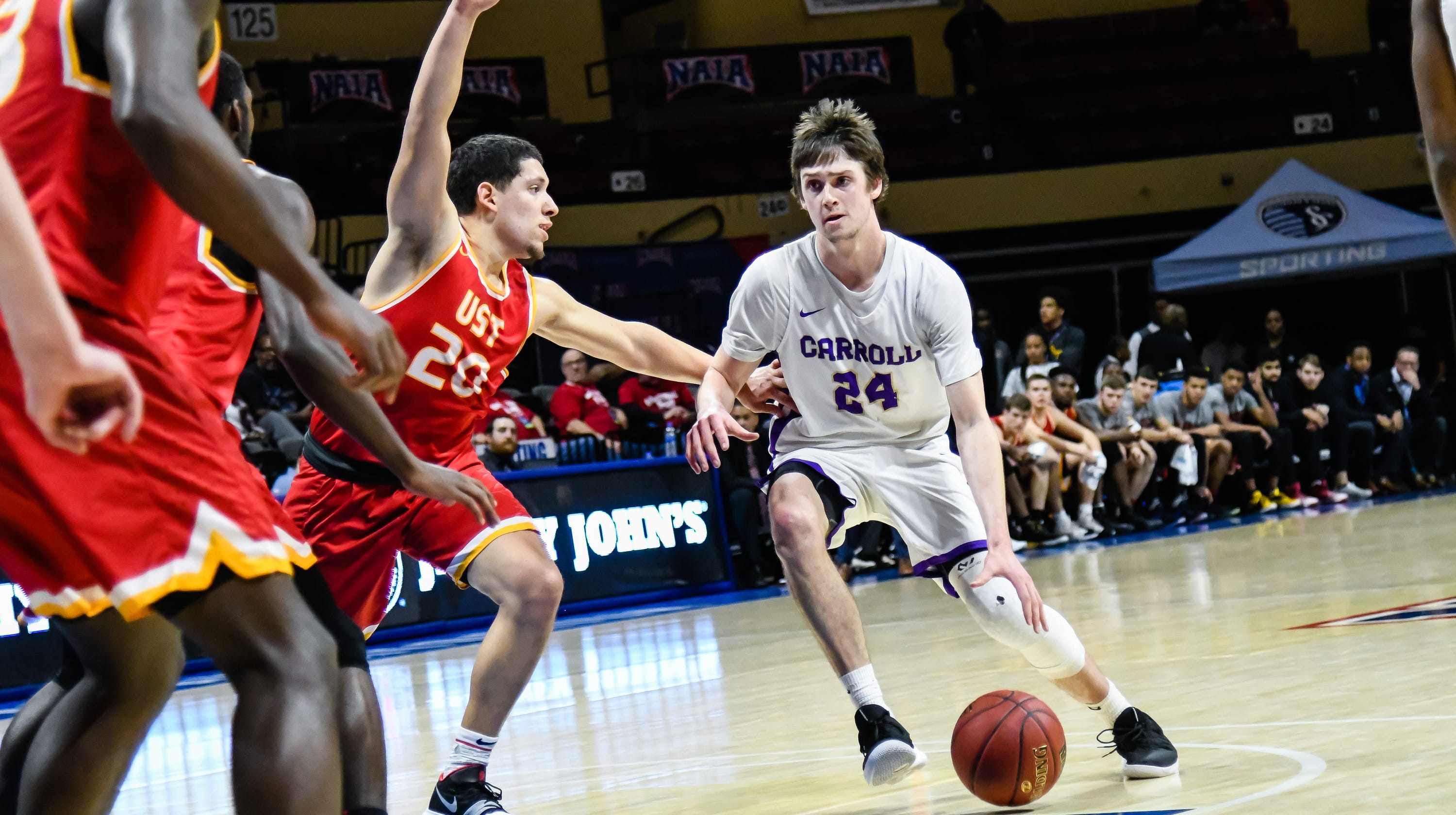 Wyman Carroll College Men Win Opener At Naia National Tournament