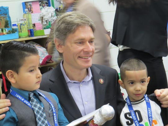 New congressman faces Dover preschool 'journalists' at press conference