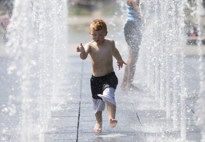 Summer-like weather arrives this weekend with temperatures expected to soar into the 80s.
