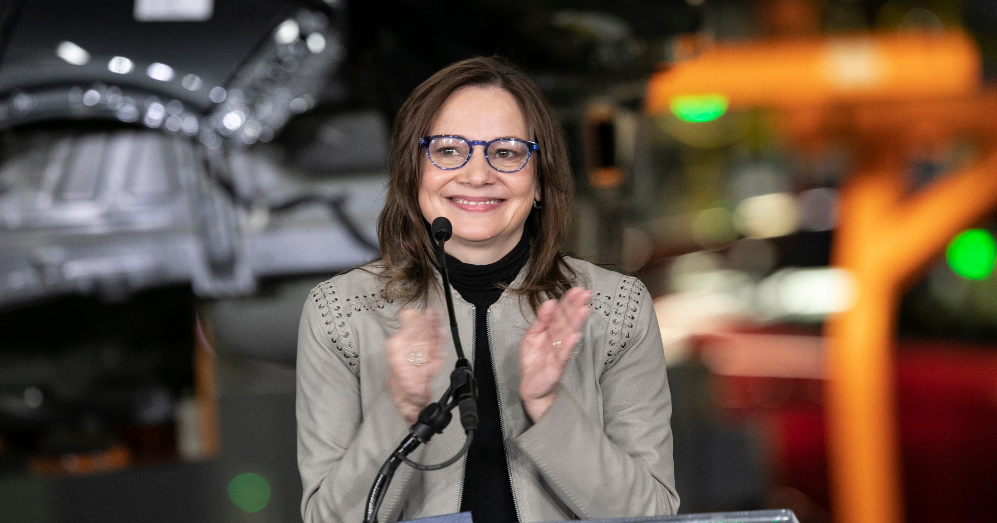 GM CEO Barra's compensation 21.87M, 218 times average GM worker