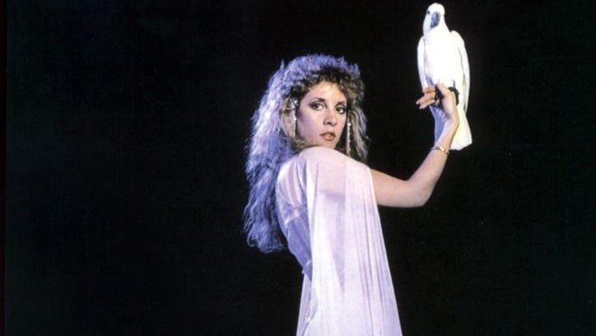 Stevie Nicks Joins Tik Tok Challenge Singing Along To Her Hit Dreams Stevie Nicks Joins Tik Tok Challenge Singing Along To Her Hit Dreams