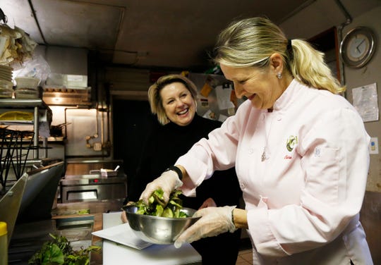 Female Chefs Businesss Owners Find Success In Male