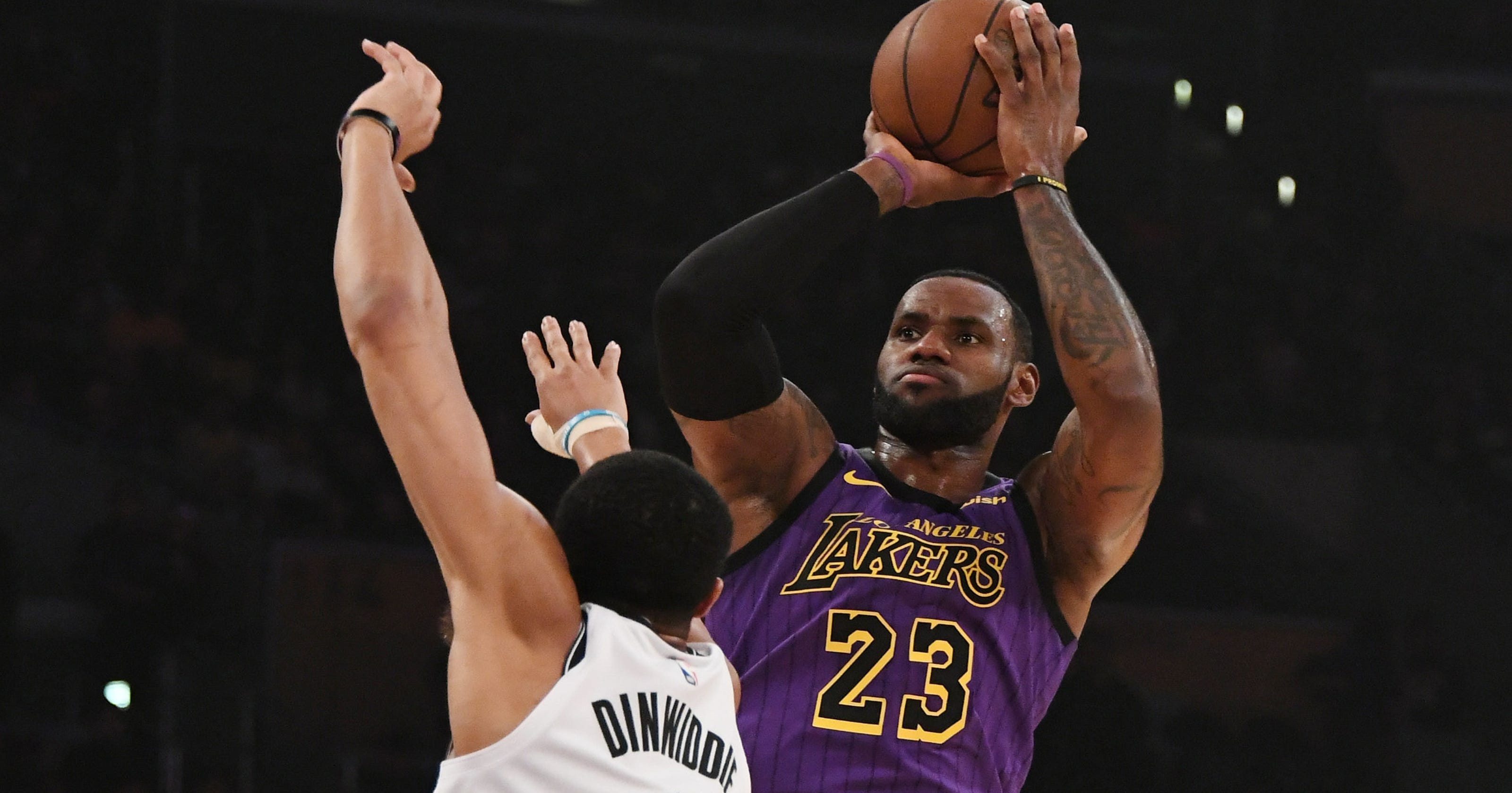 lakers playoff jersey