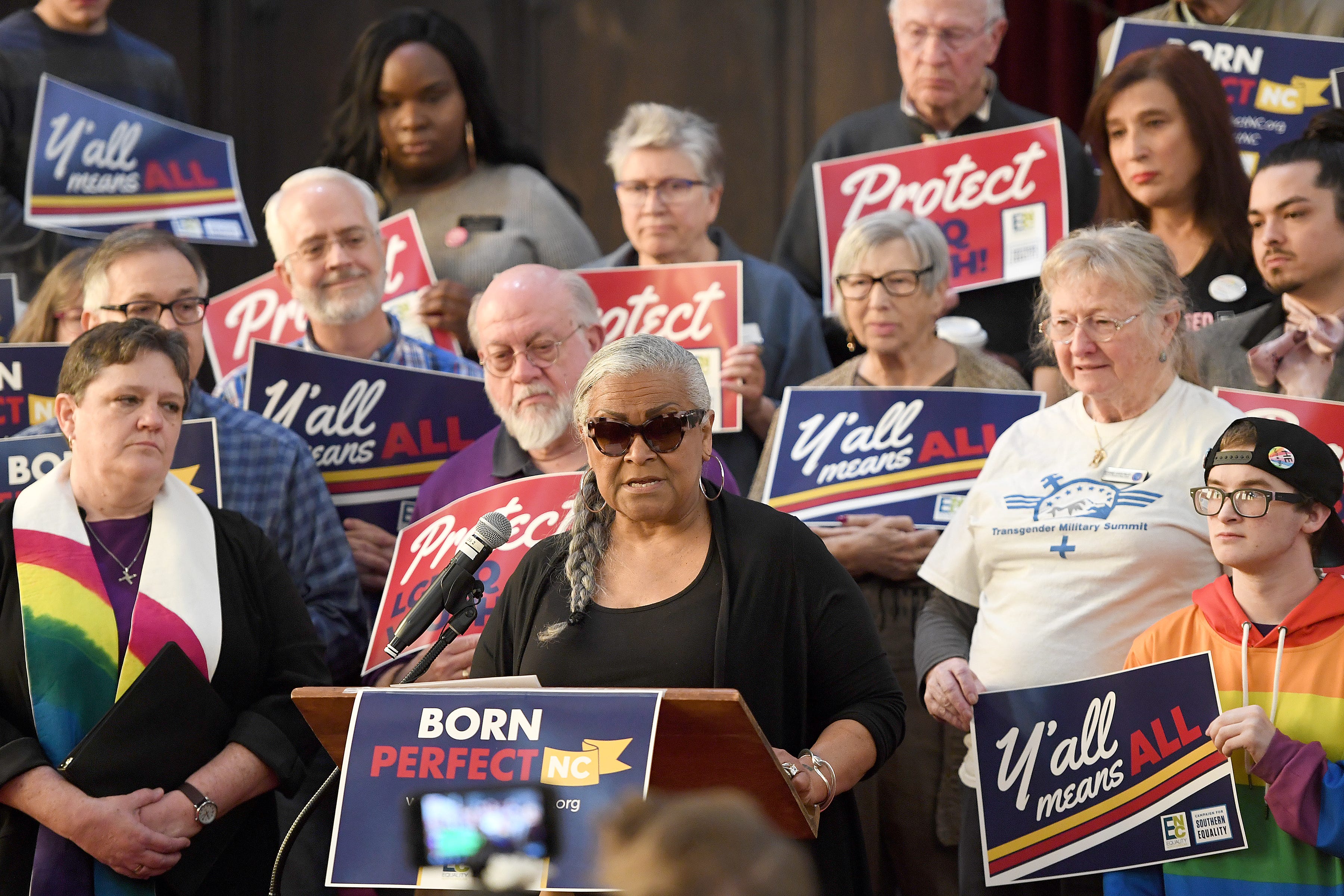 ПРИЛОЖЕНИЕ ГЕЙ ЗНАКОМСТВ БУЛЕ