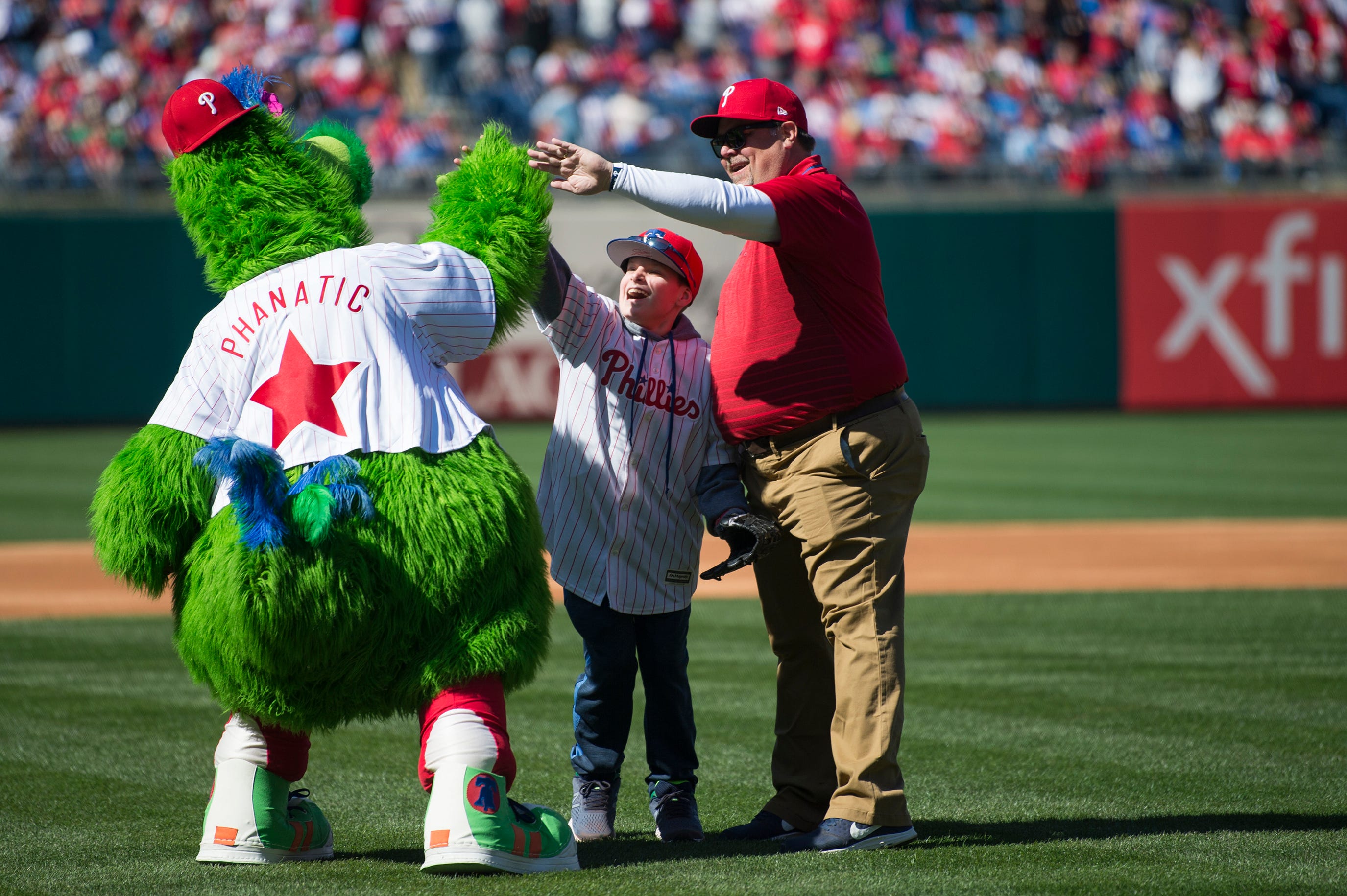 children's phillies jersey