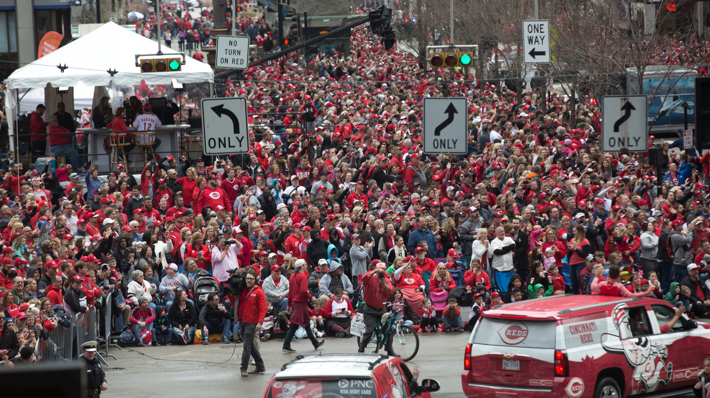Cincinnati Reds Opening Day 2022 Findlay Market parade delayed