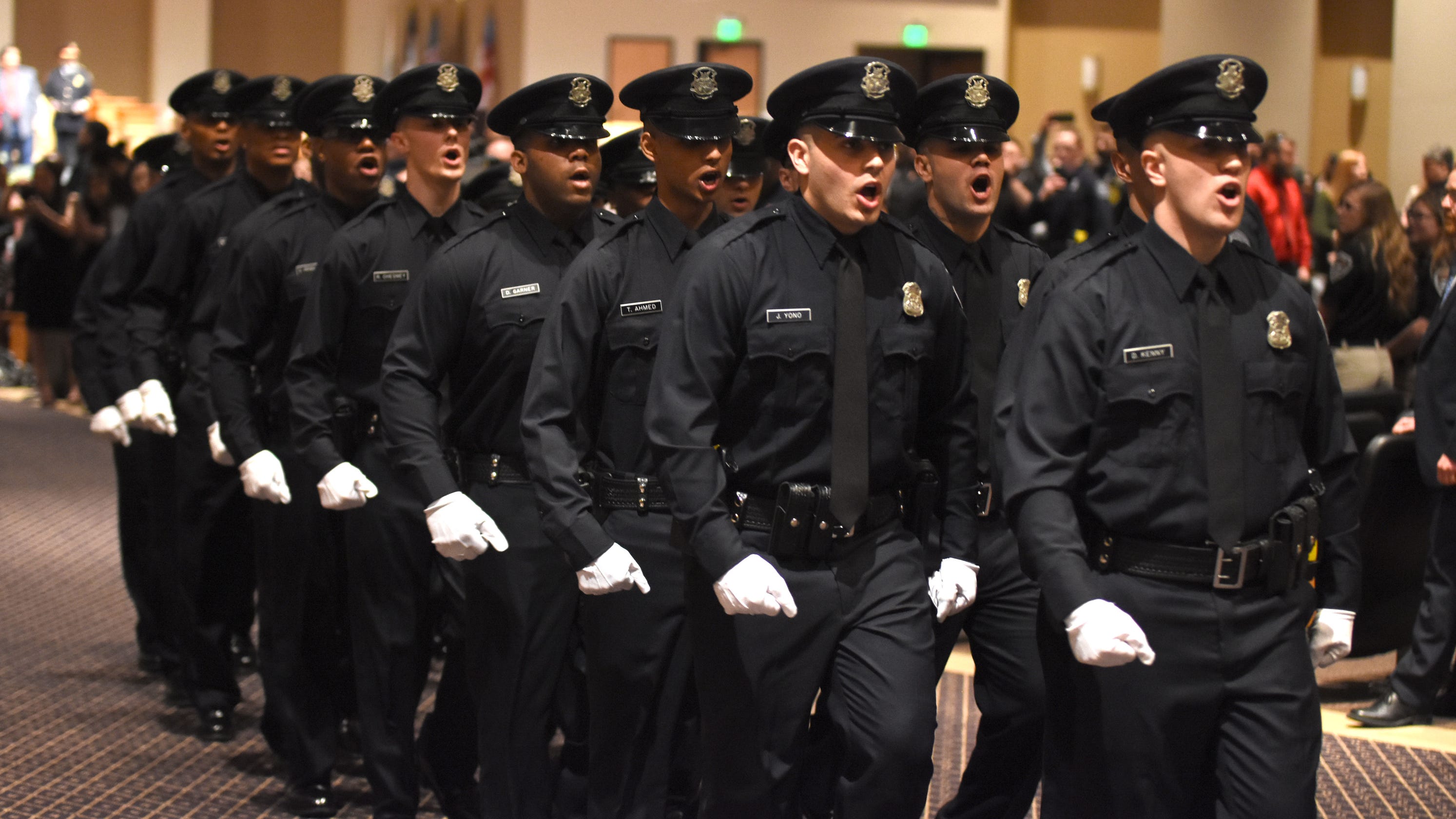 Detroit area police struggle to boost minority ranks2987 x 1680