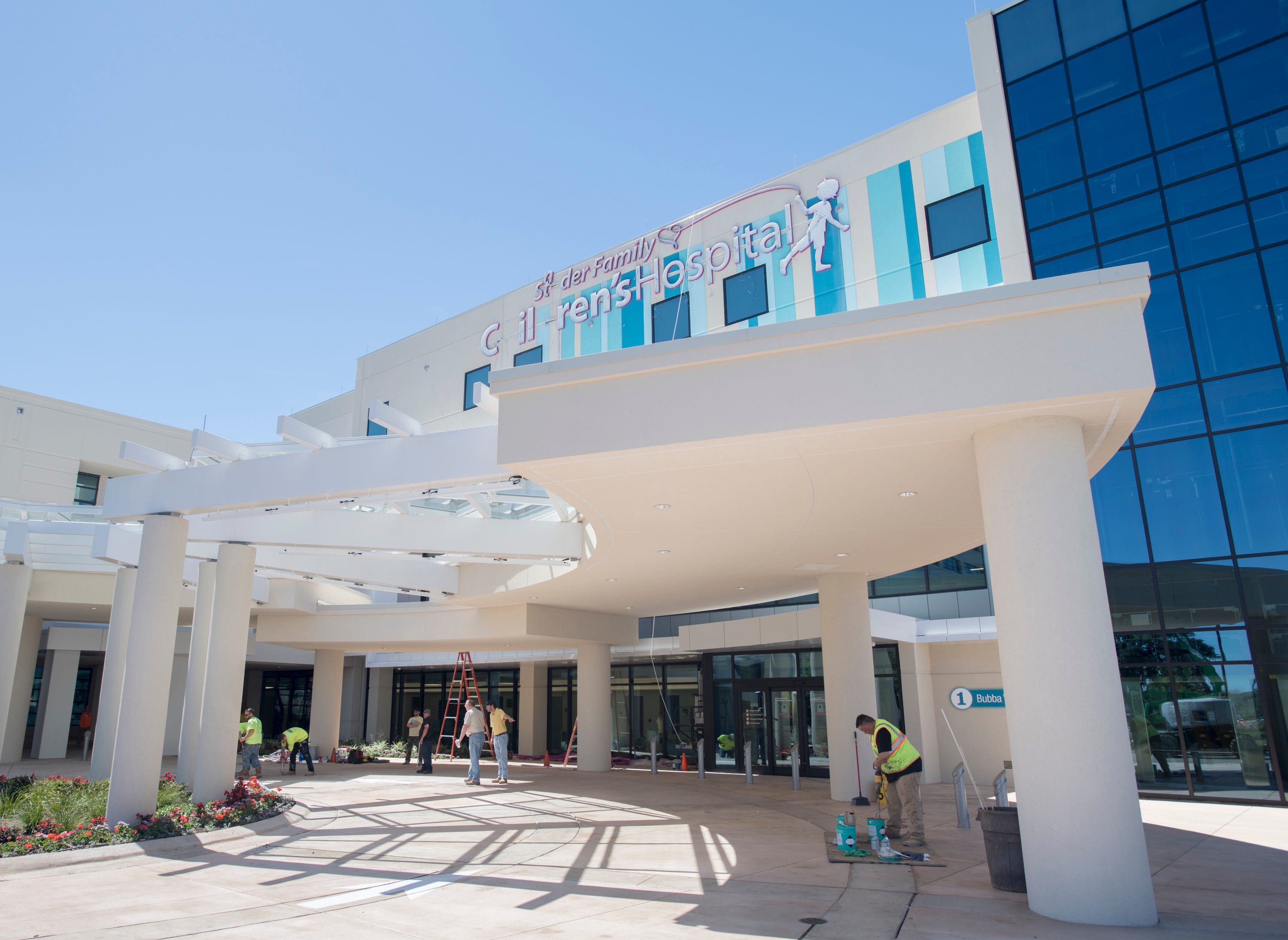Studer Family Children S Hospital At Sacred Heart Opens In