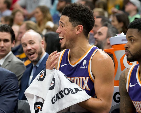 Devin Booker Slammed By Nba Pundits After Suns Scoring - 