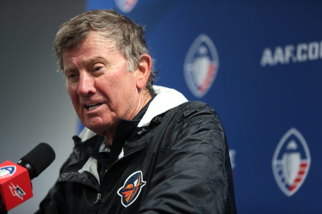 Steve Spurrier, as head coach of the Orlando Apollos, speaksduring a press conference after a victory against the Memphis Express in 2019.