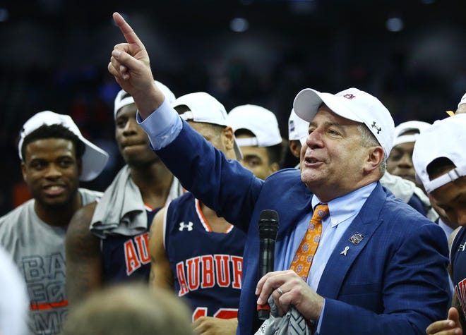 Bruce Pearl 4 Things To Know About The Auburn Basketball Head Coach