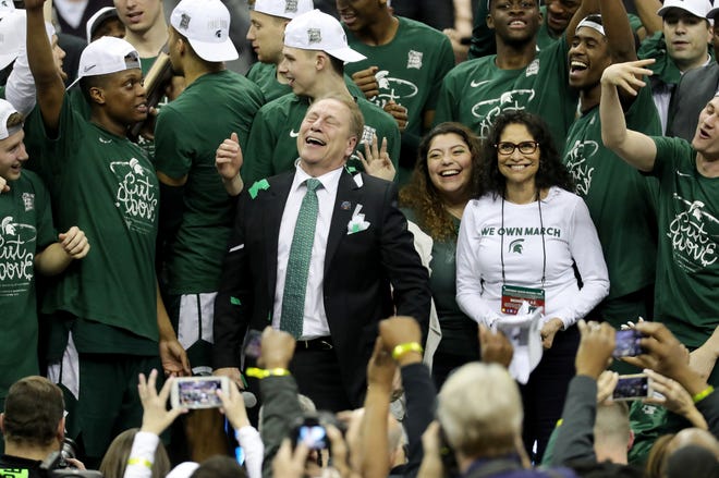 Michigan State Basketball S Tom Izzo To Get 4 Million Bonus In 2022
