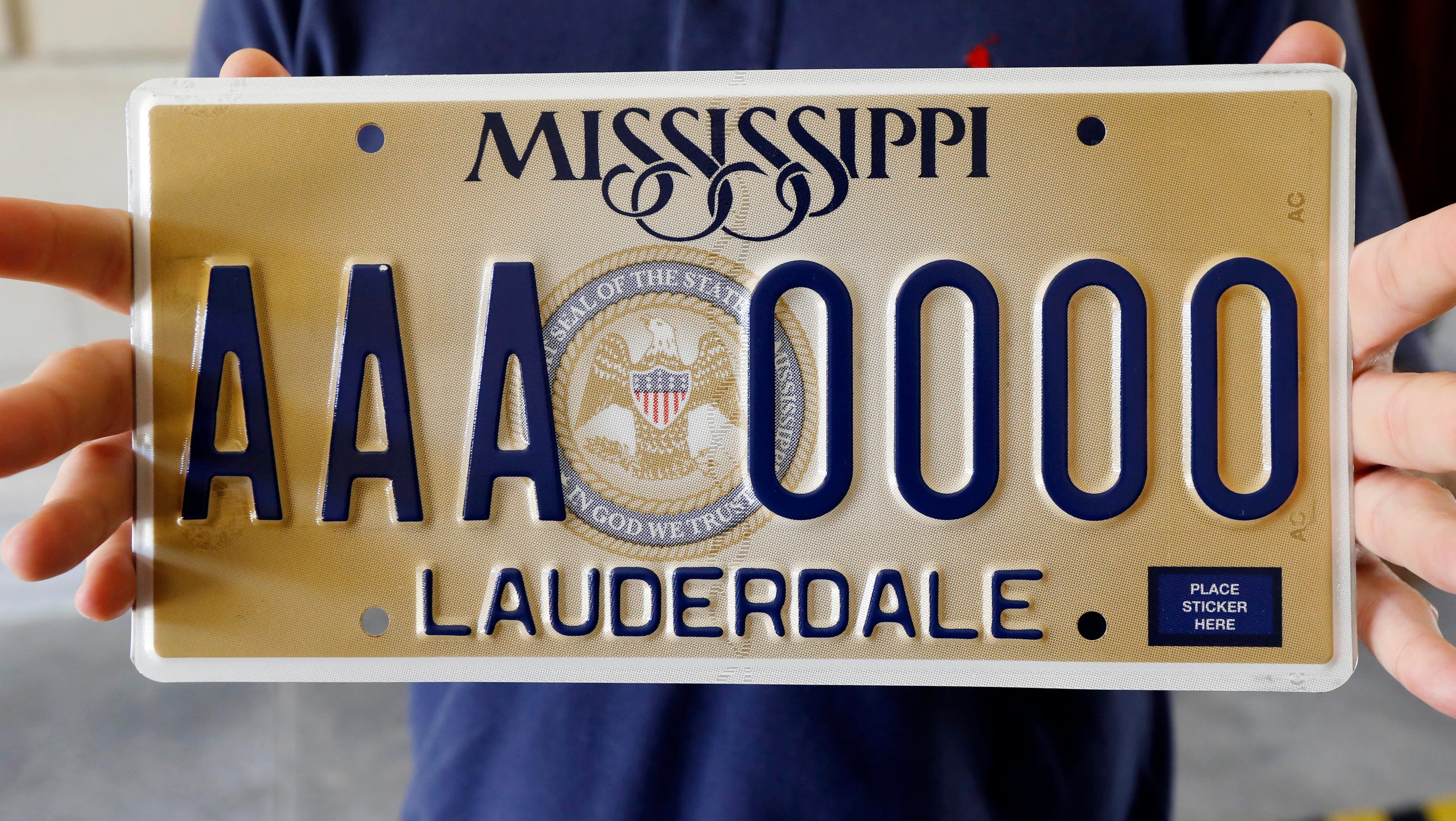 Mississippi license plates: "In God We Trust" seal upsets humanists Mississippi license plates: "In God We Trust" seal upsets humanists