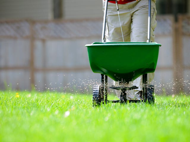 Gardening The Fertilizer Deadline Nears