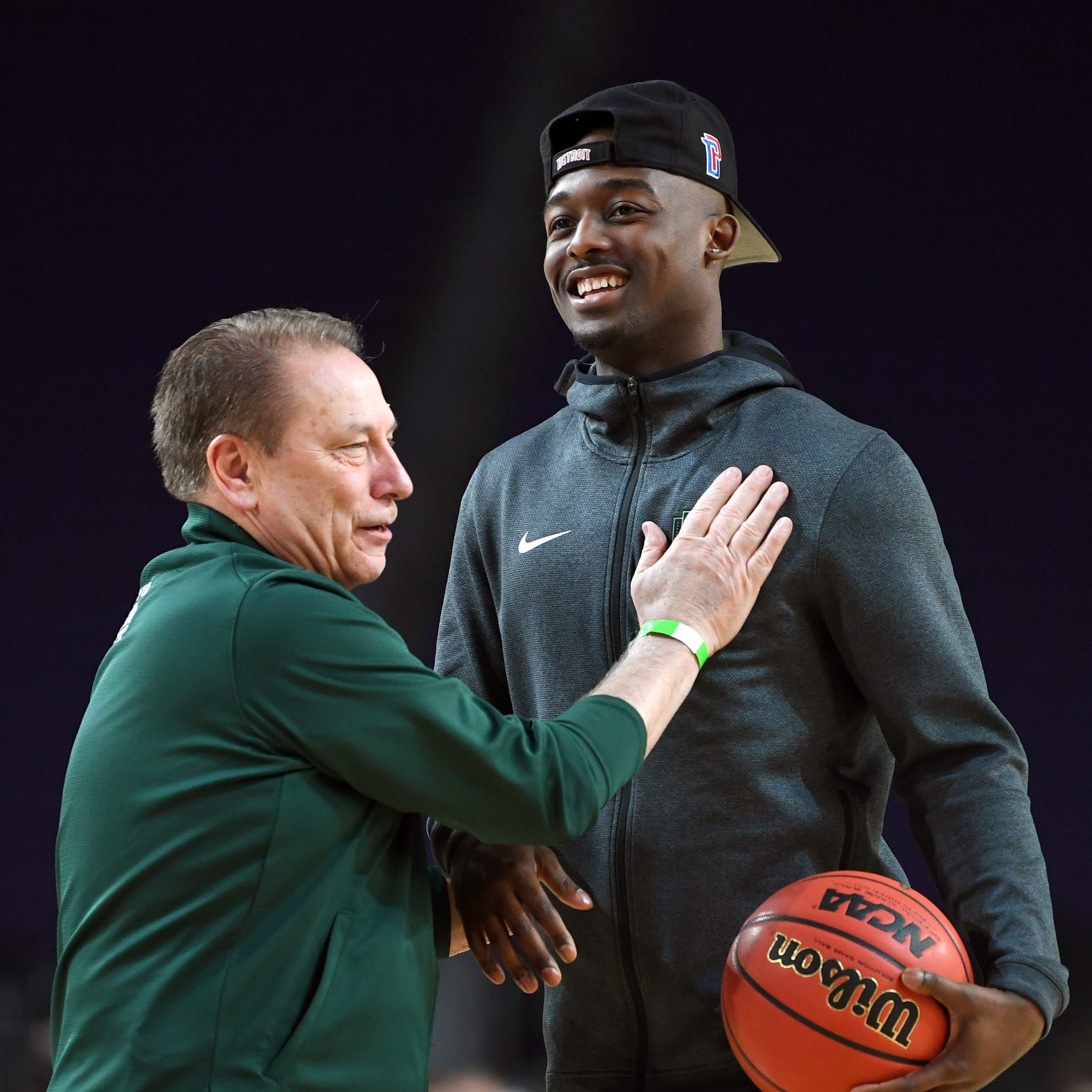 Michigan State Basketball Recruiting How To Fill Hole At Guard