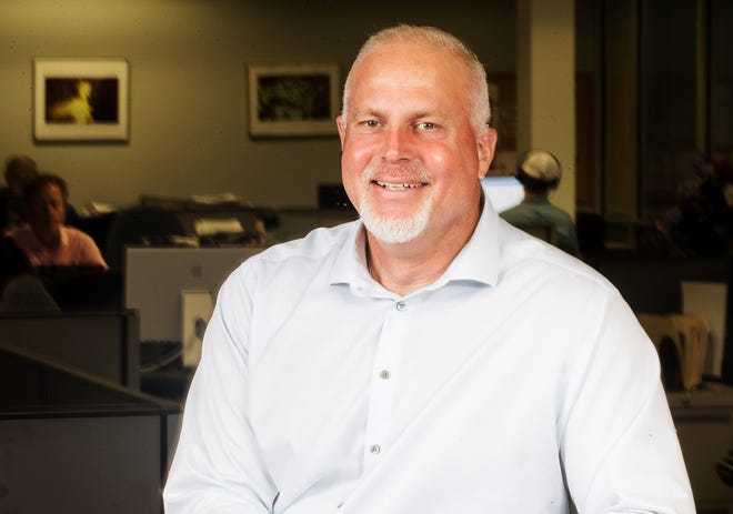 David Dorsey mug for IN THE KNOW