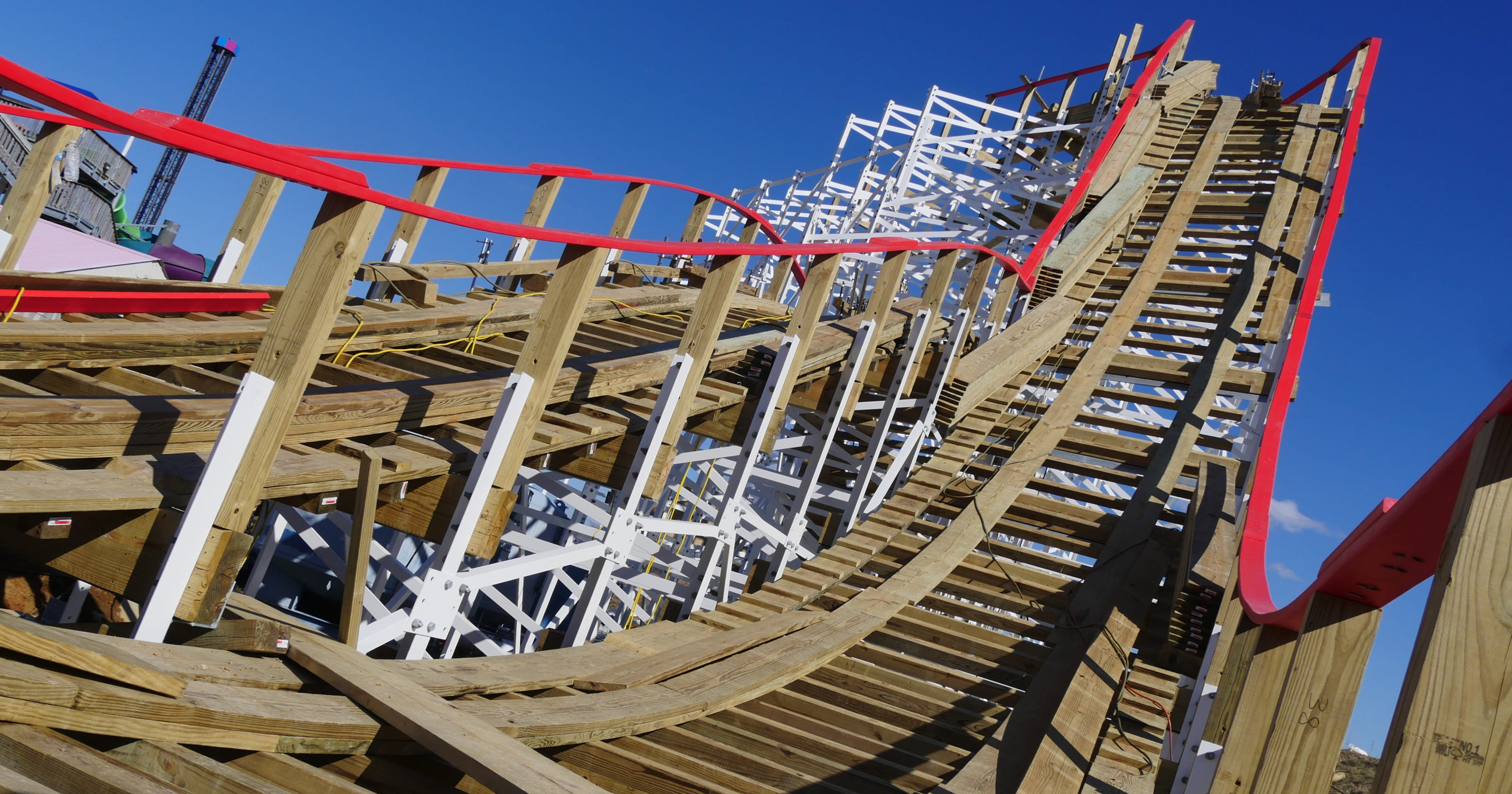 Amusement parks near me ms cheap has the best theme park deals for you