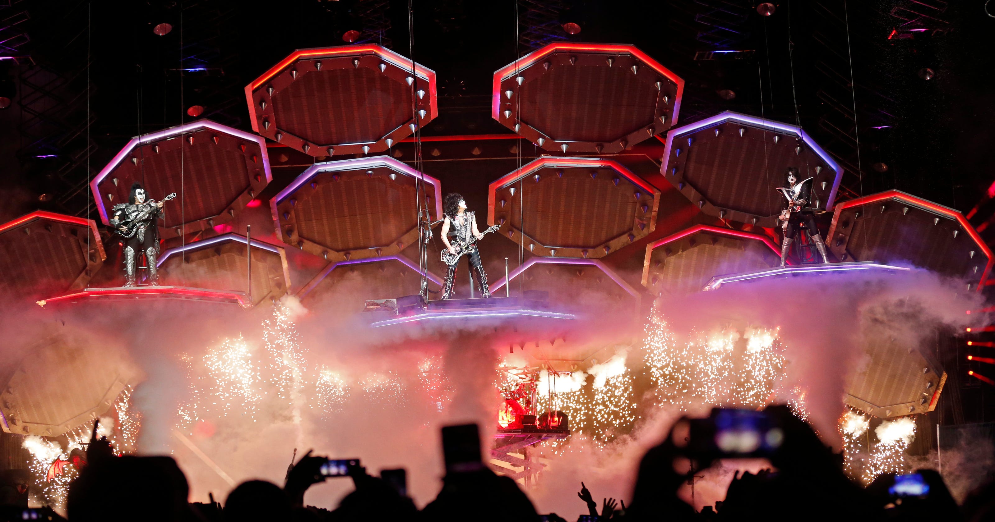 KISS 'End of the Road' Tour Setlist, review from Nashville show