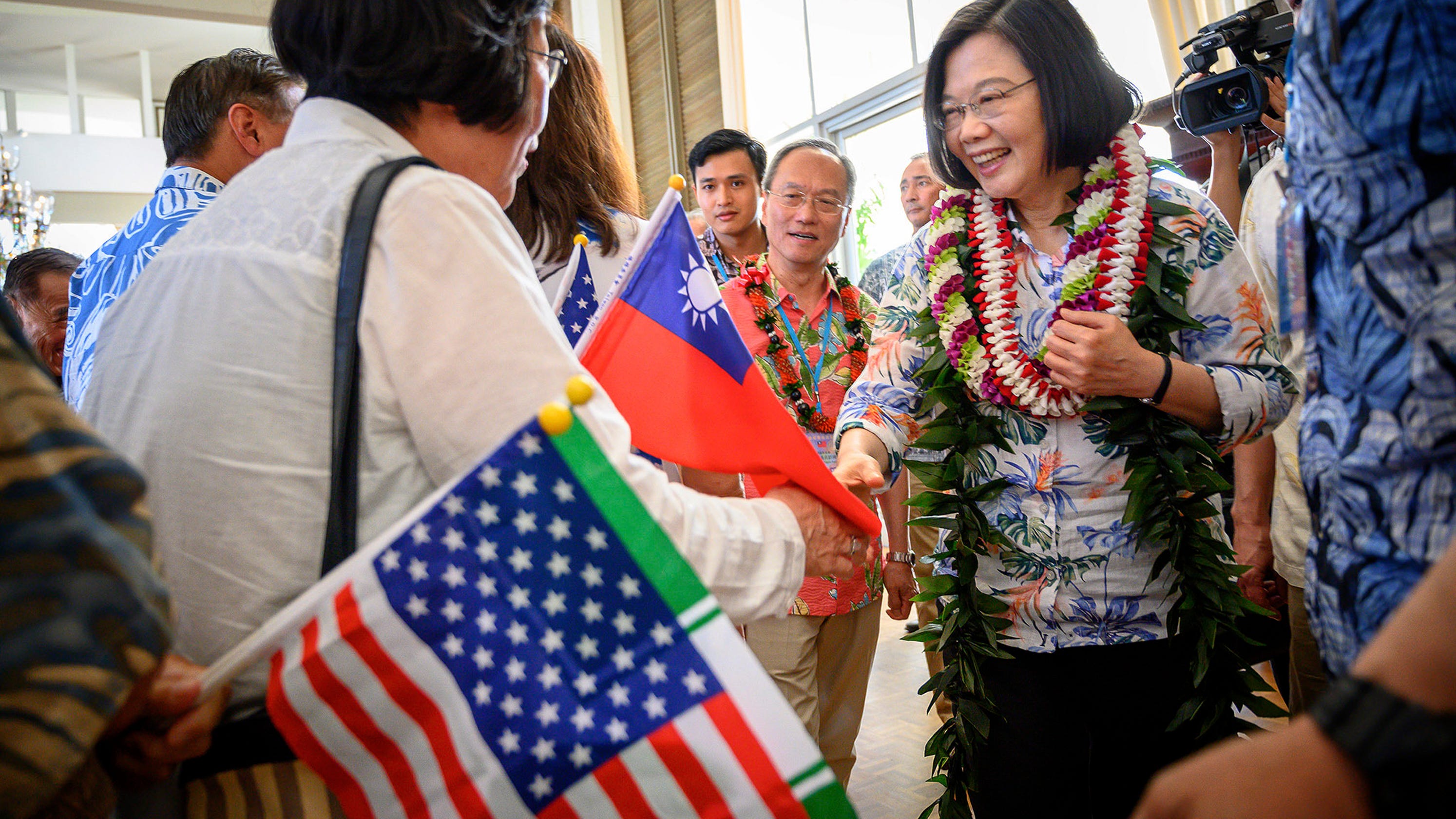 how to call taiwan from usa