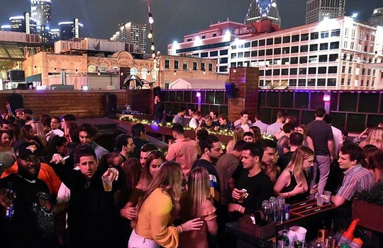 Rooftop Bars In Metro Detroit 17 Outdoor Dining Options