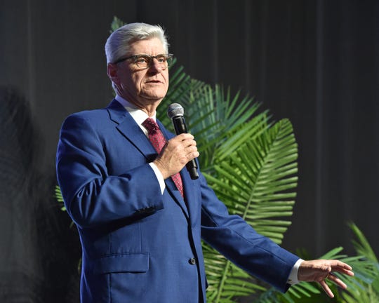 Gov. Phil Bryant has a week left in his term provide written consent to the U.S. State Department to continue refugee resettlement in Mississippi.