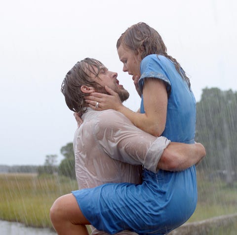 Rachel McAdams (right) and Ryan Gosling (left) in...