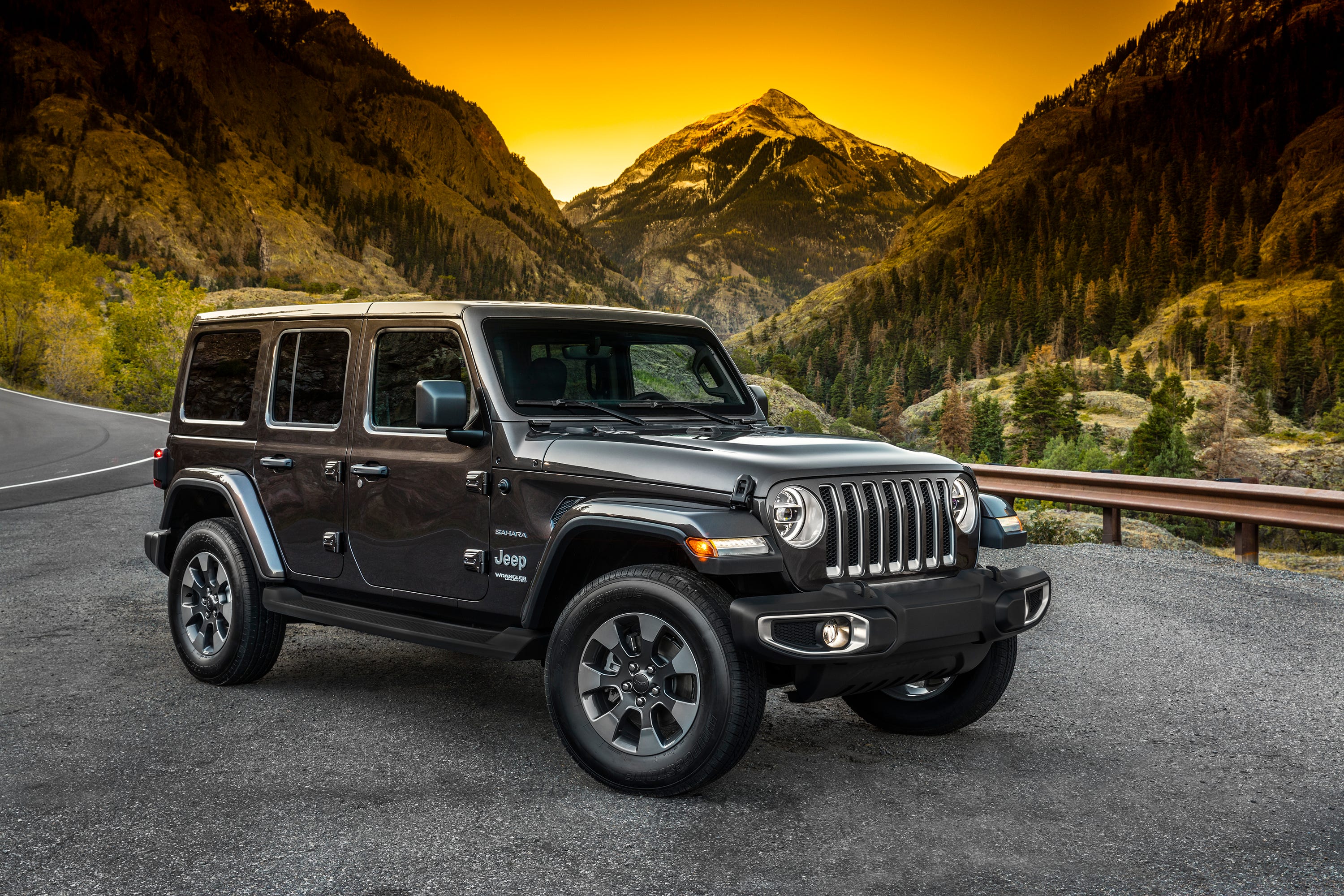 Jeep Wrangler Sahara Colors