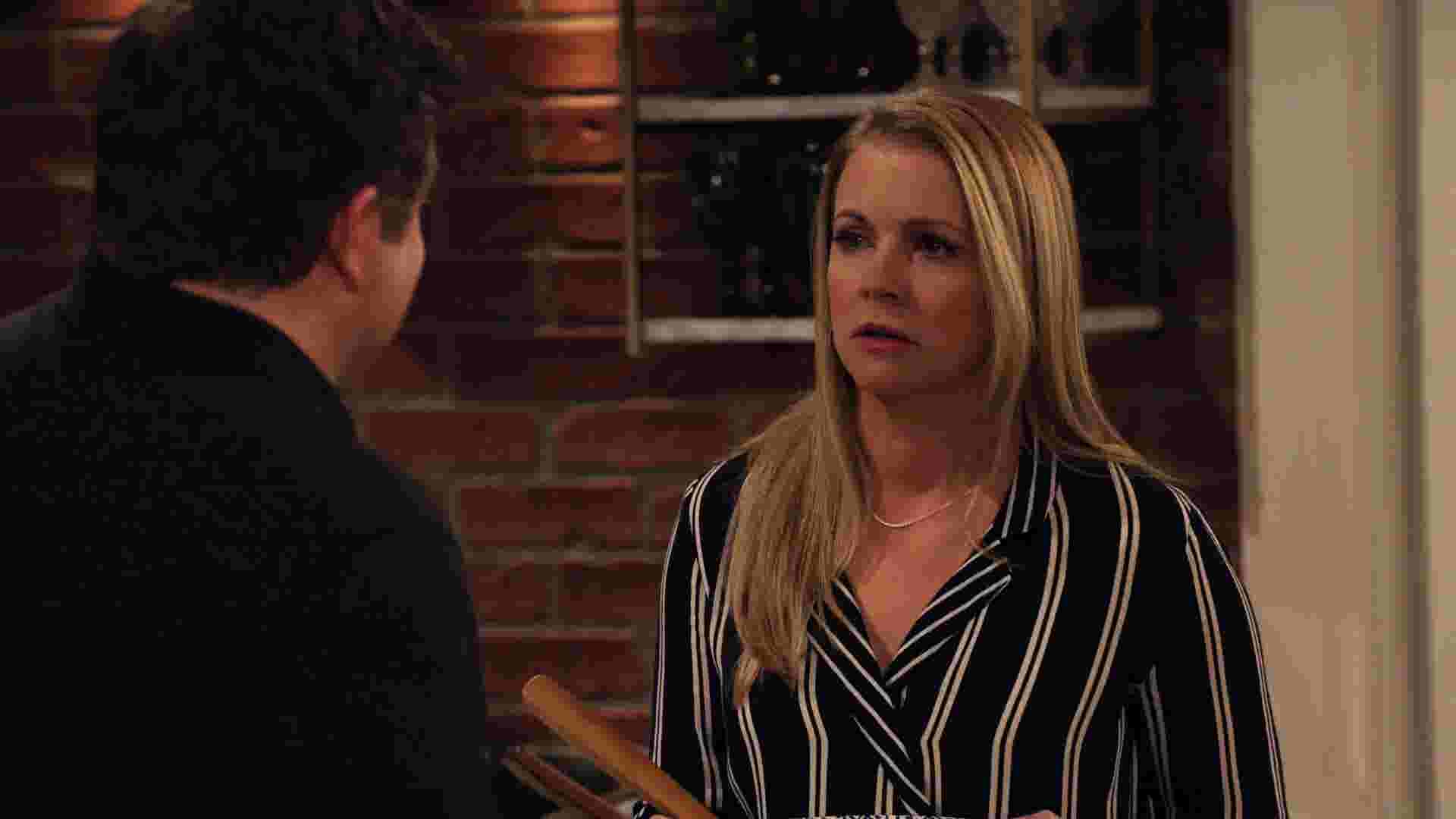 ‘No Good Nick’: Melissa Joan Hart, Sean Astin play married couple