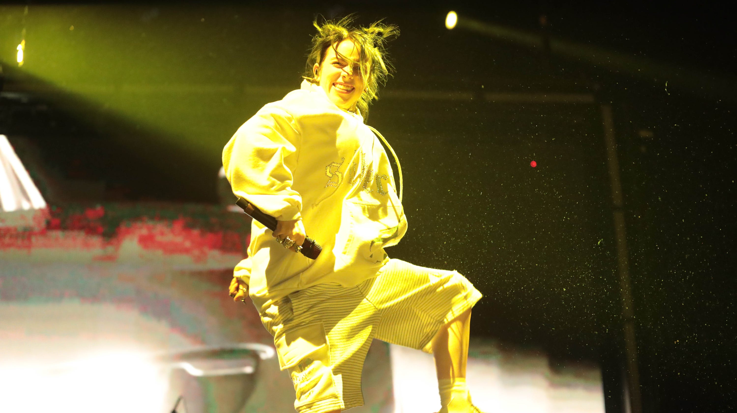 Photos: Billie Eilish performs at Coachella 2019