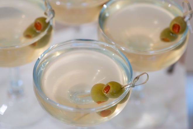Throwing a martini-themed cocktail party requires some advanced planning, but it's worth the reward.