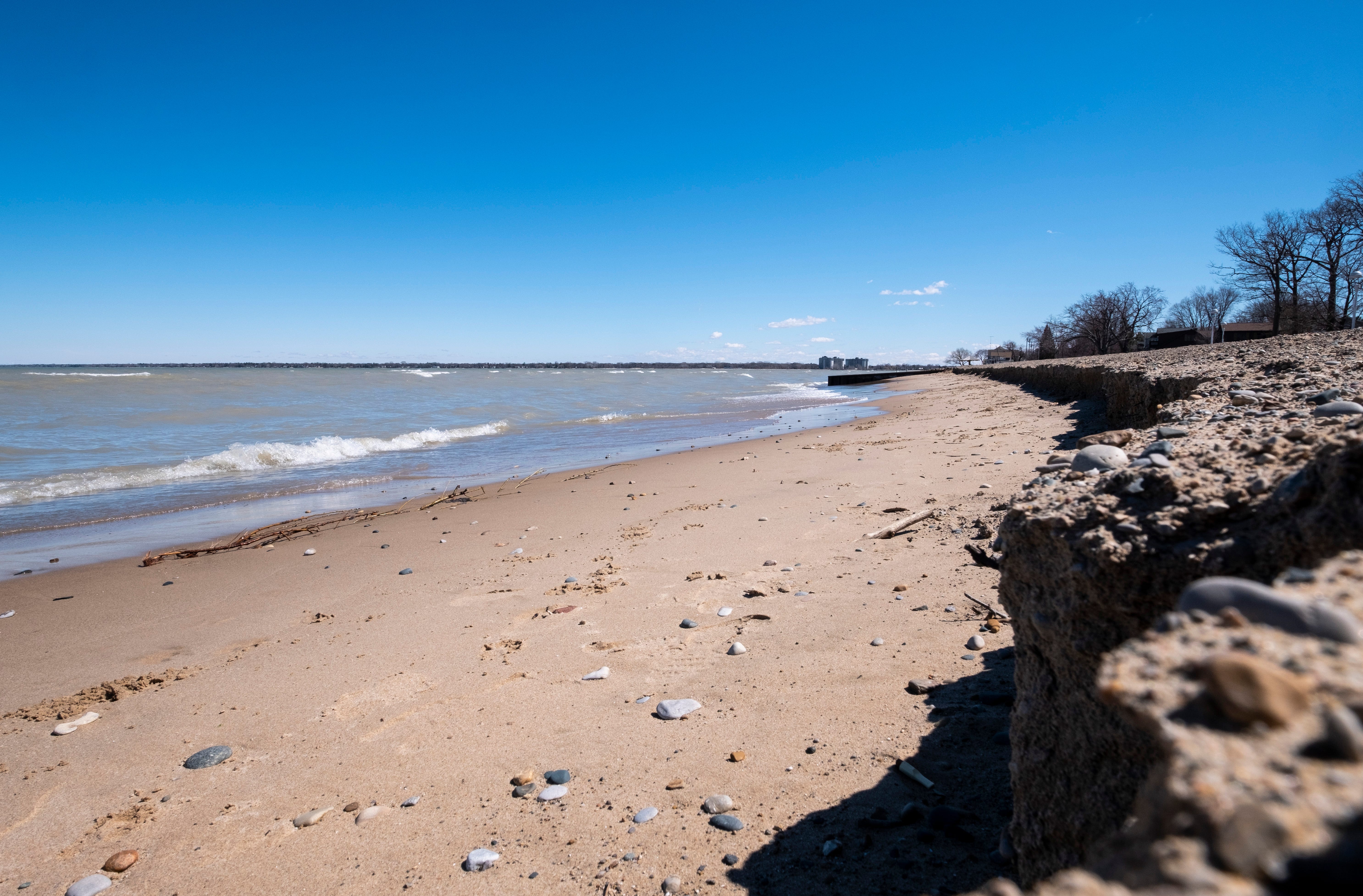 Lake HuronMichigan water levels above average, predicted to rise