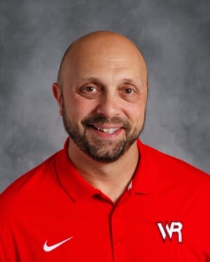 Chris Bondioli has stepped down as girls basketball coach at Wisconsin Rapids Lincoln.