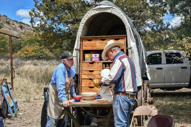 A team gets ready to participate in Glenwood's Dutch Oven Gathering on Saturday, April 13, 2019.