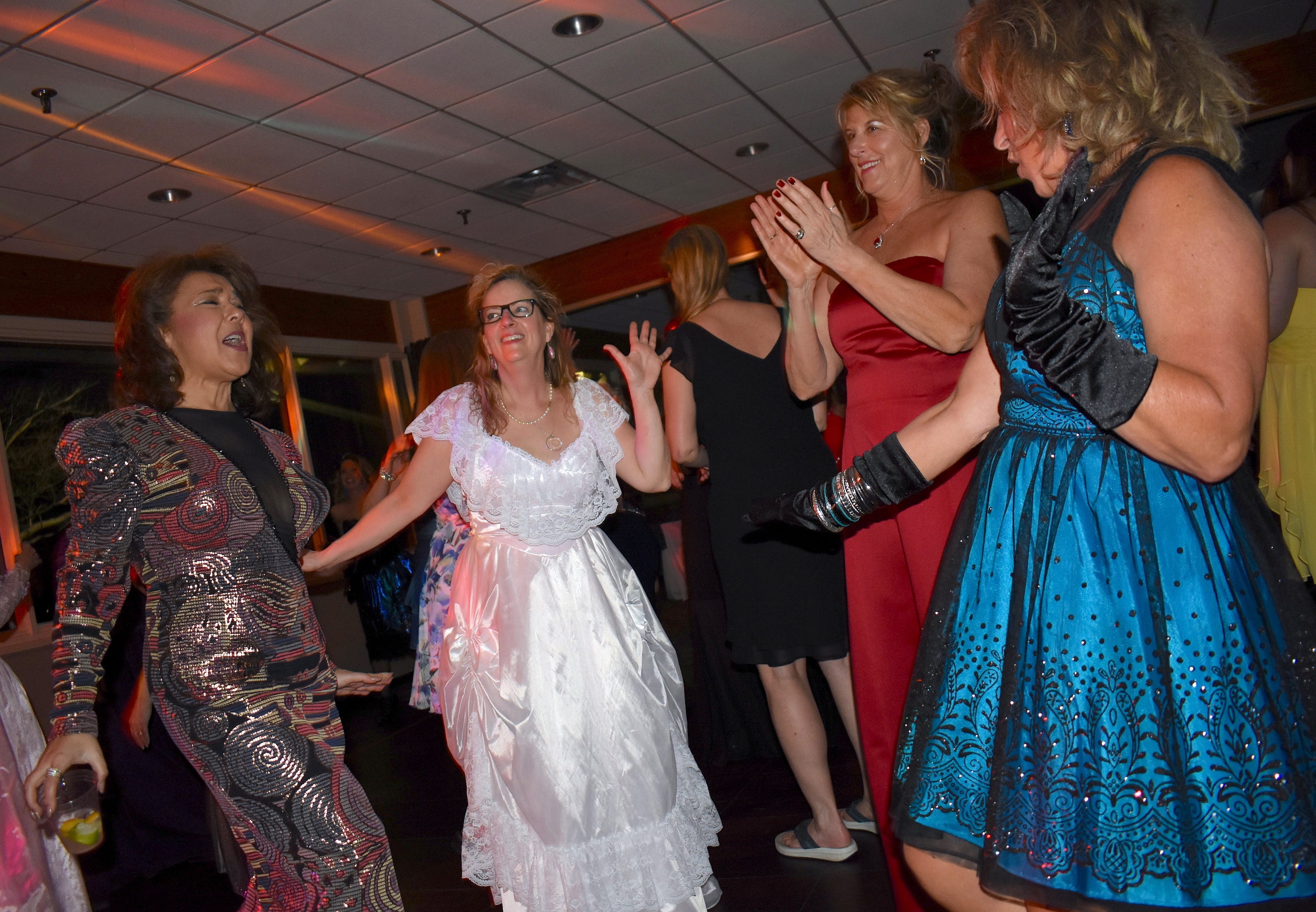 prom for women