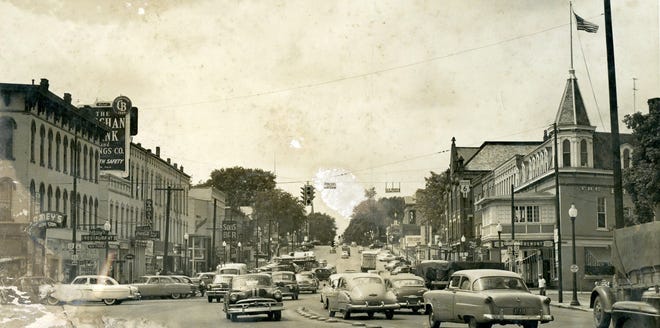 West State Street saw a mass of traffic in the 1950s.