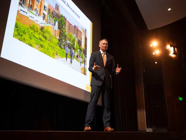 Etsu President Brian Noland Withdraws Ut Chancellor Candidacy