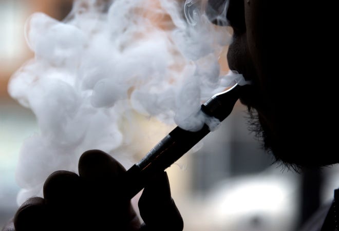 Twelve states have already raised the age limit for smoking and vaping to 21.