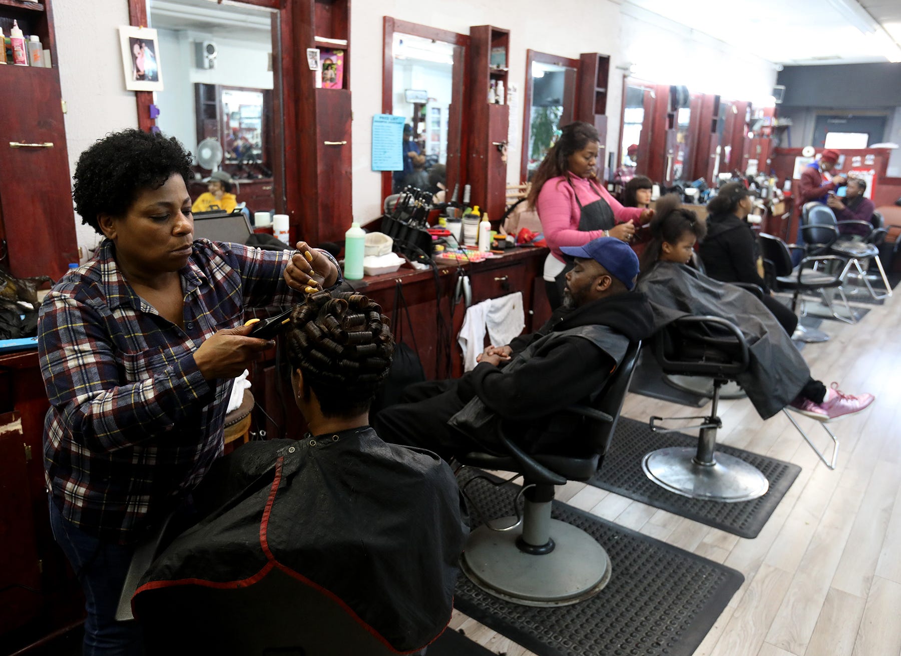 Before Easter: Inside Detroit barber shops, hair salons