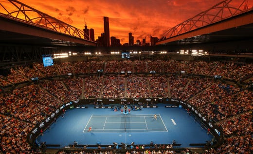 MELBOURNE, AUSTRALIA - JANUARY 18: A general view of Rod Laver Arena at sunset in the third round match between Alex De Minaur of Australia and Rafael Nadal of Spain during day five of the 2019 Australian Open at Melbourne Park on January 18, 2019 in Melbourne, Australia. (Photo by Scott Barbour/Getty Images) *** BESTPIX *** ORG XMIT: 775258644 ORIG FILE ID: 1084558656